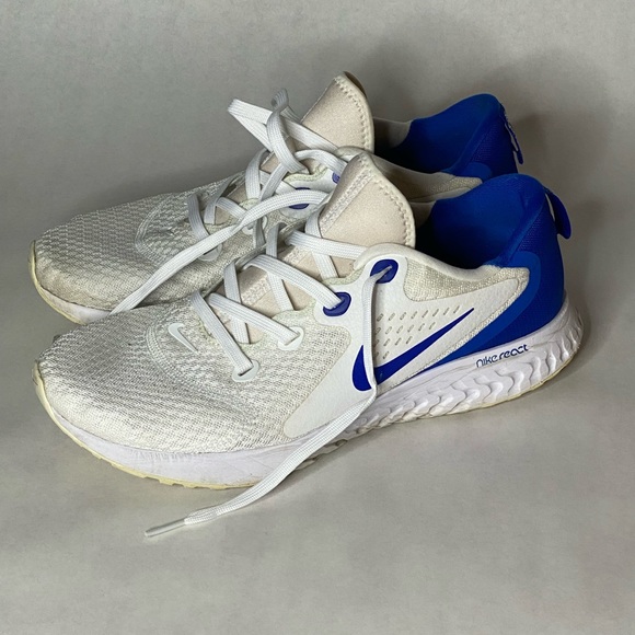 Nike Air Max React - Picture 2 of 4